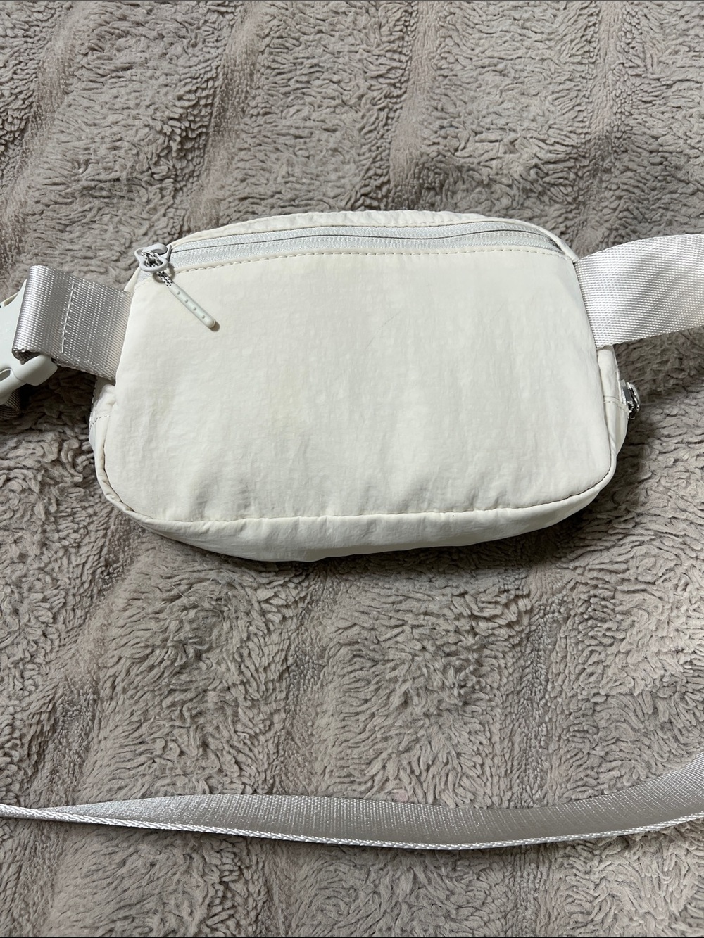 lululemon athletica everywhere Belt Bag with long strap - Picture 2 of 7
